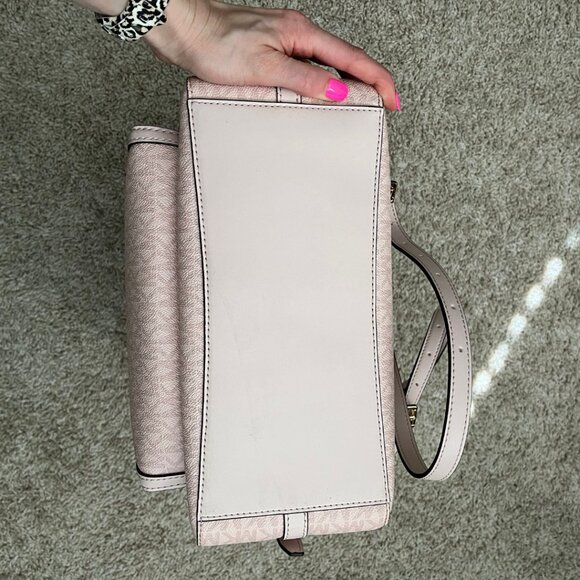 🆕NWOT Michael Kors Jaycee Large Logo Backpack • Dark Powder Blush - Picture 5 of 5